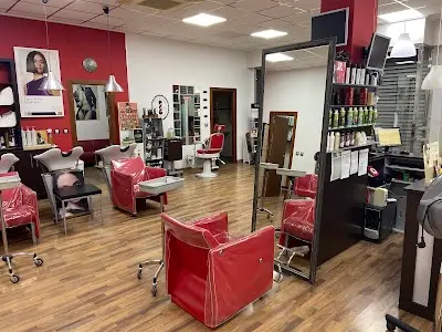 Tendencias Peluqueros — Peluquería en Águilas