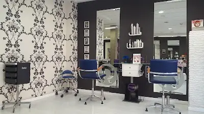 Romero Peluqueros — Peluquería en Los Dolores