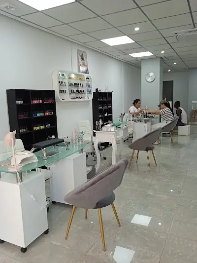 Magic Nails — Peluquería en Cartagena