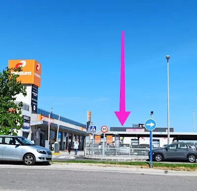 Manicure Pedicure | Nails Campoamor Orihuela Costa | Salón de Uñas — Peluquería en Dehesa de Campoamor