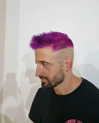 Peluqueria Juanjo — Peluquería en La Hoya