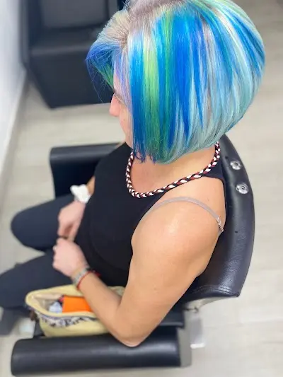 Lidia Estilistas — Peluquería en Las Torres de Cotillas