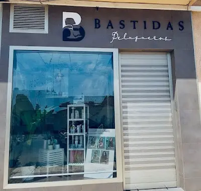 Peluquería Bastidas — Peluquería en Roldán