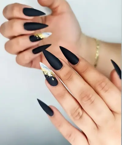 Make Up Studio — Peluquería en Águilas