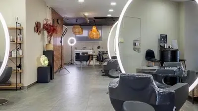 COCÓ beauty barber salon — Peluquería en Elda