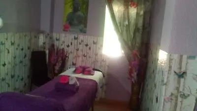 ESTÉTICA VICTORIA — Peluquería en Totana