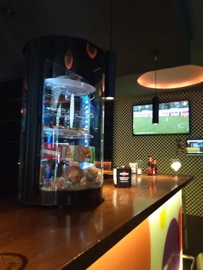 salon De Juego 777 — Peluquería en Murcia