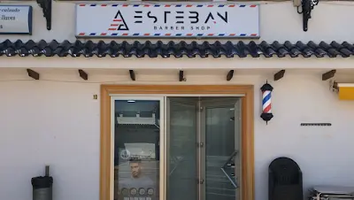 Esteban Barber Shop — Peluquería en La Alcayna