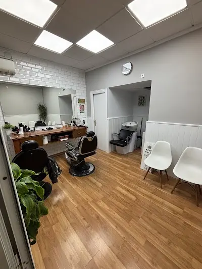 RAUL BERNAL BARBEROS — Barbería en Murcia