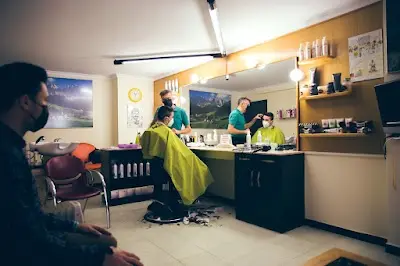 Peluquería de caballeros Juan — Barbería en Lorca
