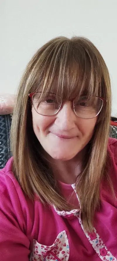 peluqueria nueva forma los alcazares — Peluquería en Los Alcázares