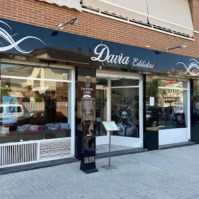 Davia Estilistas — Peluquería en Elx