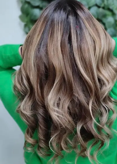 Silvia Noguera — Peluquería en Mazarrón