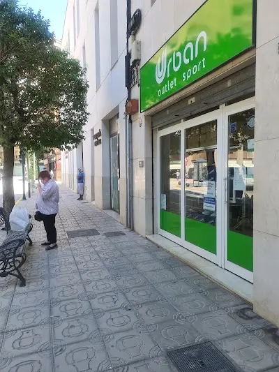 Peluquería Lupe — Peluquería en Villena