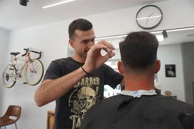 Barbería Ripoll - Tu Barbería en Jumilla — Peluquería en Jumilla