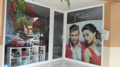 Peluquería Custodia — Peluquería en Calasparra