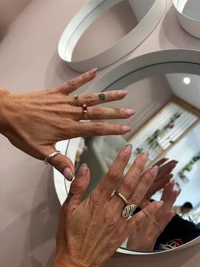 Bombón Beauty — Peluquería en Elda