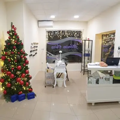 Centro de Estética Mónica Vera — Peluquería en Santo Ángel