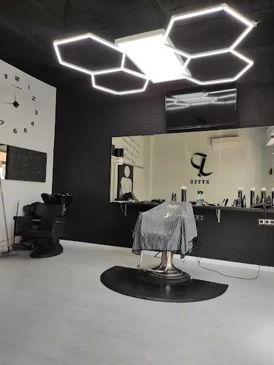 Jony Peluqueros — Peluquería en Murcia