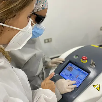 Clínica Carmona - Cirugía y Medicina Estética — Peluquería en Totana