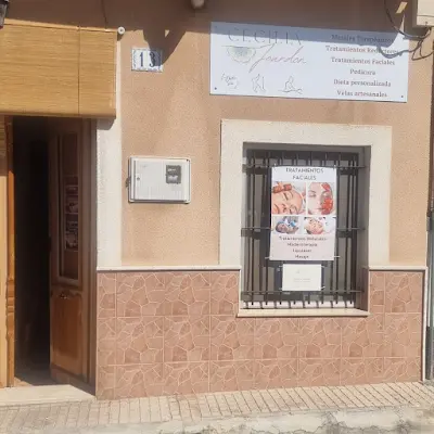 Masaje - Cecilia Jourdon — Peluquería en Aspe