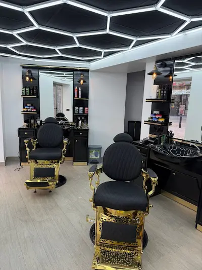 BARBERÍA DRADEB — Barbería en Cartagena