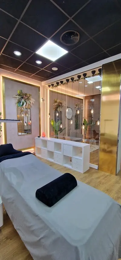 Micropigmentación Murcia - Microblading Murcia - Lashology — Peluquería en Murcia