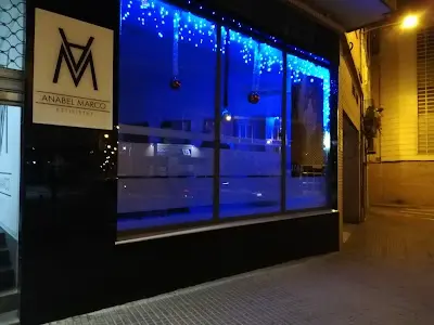 Anabel Marco Estilistas — Peluquería en Villena