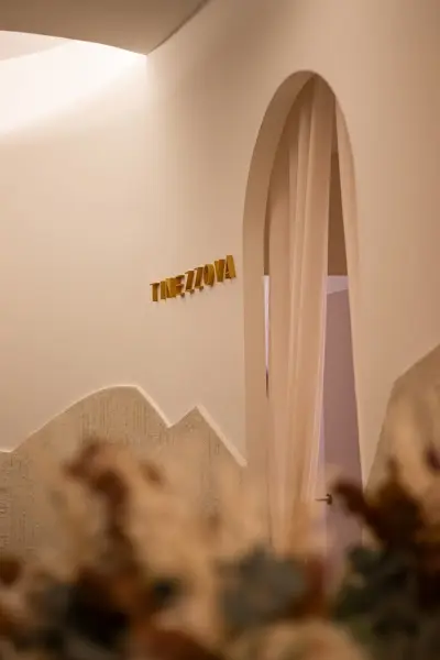 Tinezzova — Peluquería en Murcia